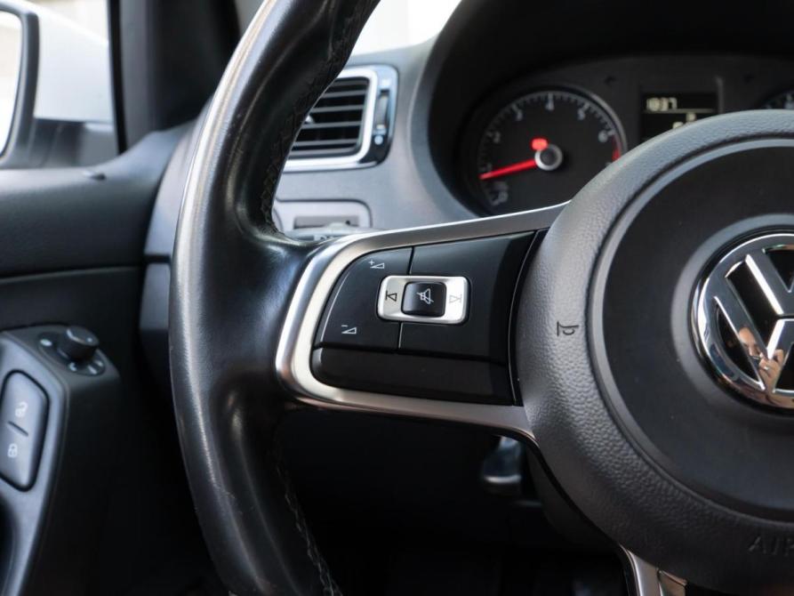 Volkswagen Polo V Рестайлинг Волгоград  - изображение 16