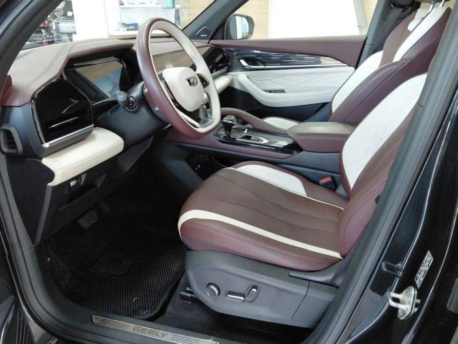 Geely Monjaro I Москва  - изображение 9