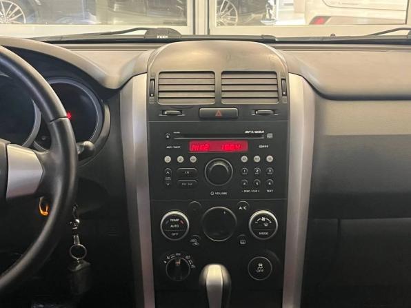 Suzuki Grand Vitara II Рестайлинг 2 с пробегом 2013 года, цена 1 300 000 рублей, 131596 км, внедорожник, Автокод Объявления