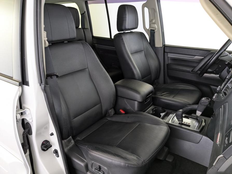 Mitsubishi Pajero IV Рестайлинг 2 Москва  - изображение 24