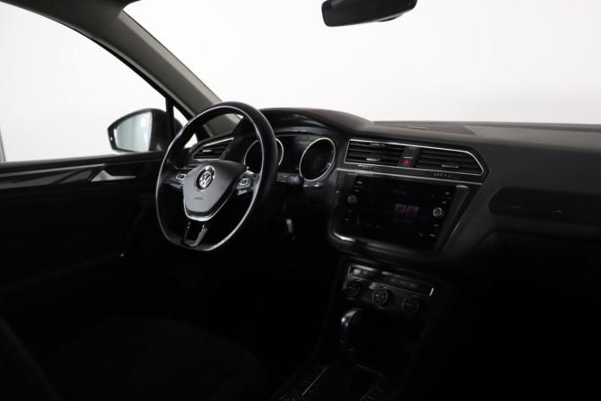 Volkswagen Tiguan II с пробегом 2018 года, цена 2 599 990 рублей, 147482 км, внедорожник, Автокод Объявления