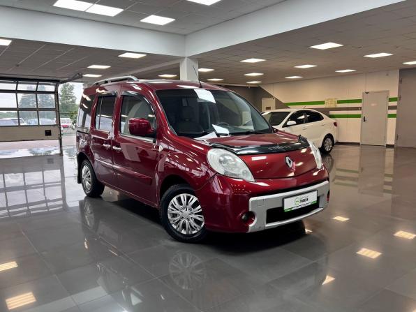 Renault Kangoo II с пробегом 2010 года, цена 775 000 рублей, 273171 км, компактвэн, Автокод Объявления
