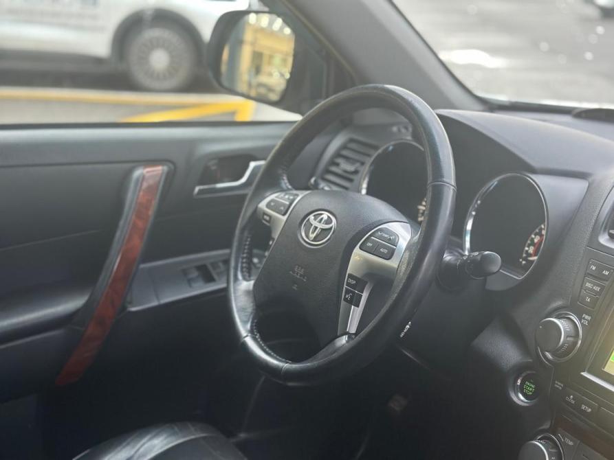 Toyota Highlander II (XU40) Рестайлинг Томск  - изображение 29