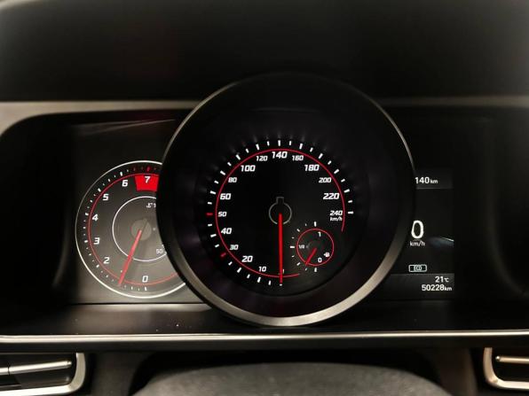 Hyundai Elantra VII (CN7) с пробегом 2022 года, цена 1 780 000 рублей, 50227 км, седан, Автокод Объявления