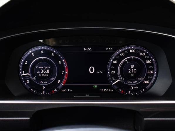 Volkswagen Tiguan II с пробегом 2017 года, цена 2 525 000 рублей, 193515 км, внедорожник, Автокод Объявления