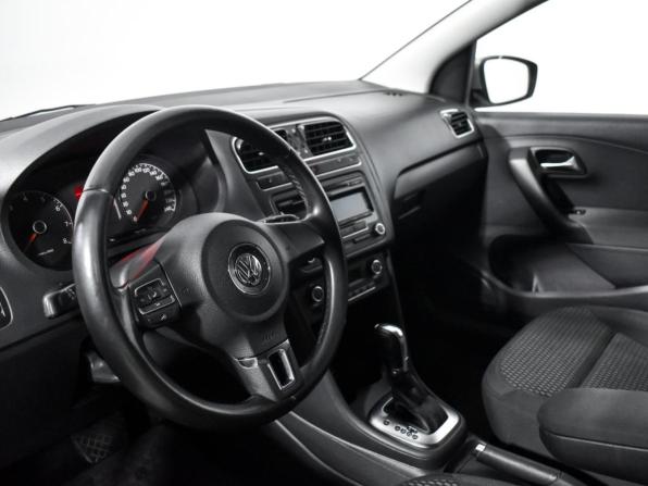 Volkswagen Polo V с пробегом 2012 года, цена 685 000 рублей, 159394 км, седан, Автокод Объявления