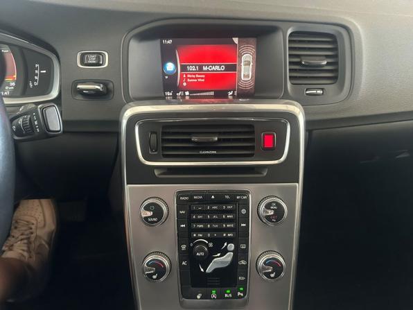 Volvo S60 II Рестайлинг с пробегом 2017 года, цена 1 535 000 рублей, 295200 км, седан, Автокод Объявления