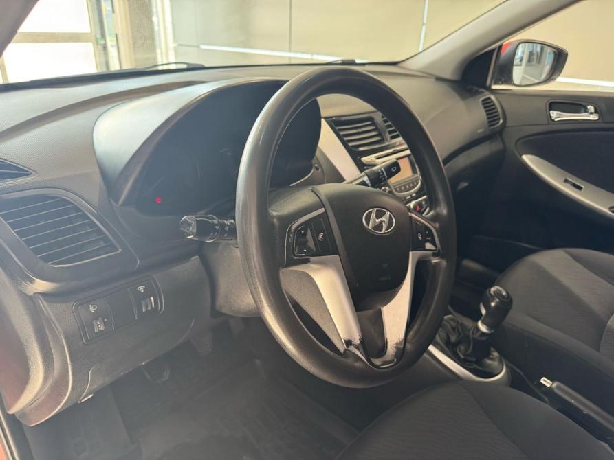 Hyundai Solaris I Екатеринбург  - изображение 9