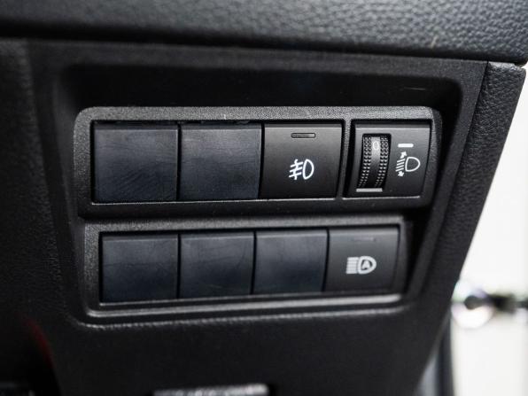 Toyota Yaris IV с пробегом 2020 года, цена 990 500 рублей, 104053 км, хэтчбек, Автокод Объявления