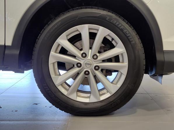 Nissan Qashqai II с пробегом 2017 года, цена 1 720 000 рублей, 161212 км, внедорожник, Автокод Объявления