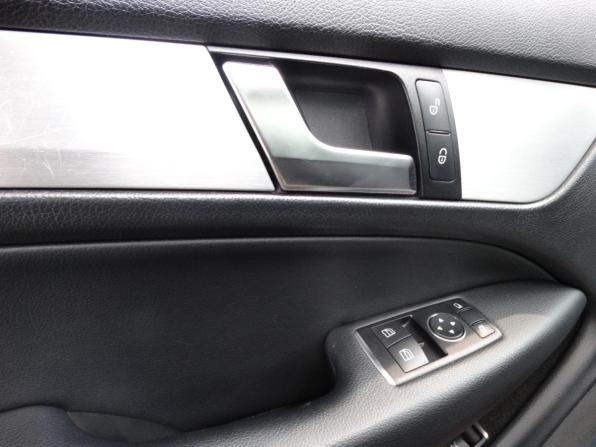 Mercedes-Benz C-Класс III (W204) Рестайлинг с пробегом 2012 года, цена 1 320 000 рублей, 136029 км, купе, Автокод Объявления
