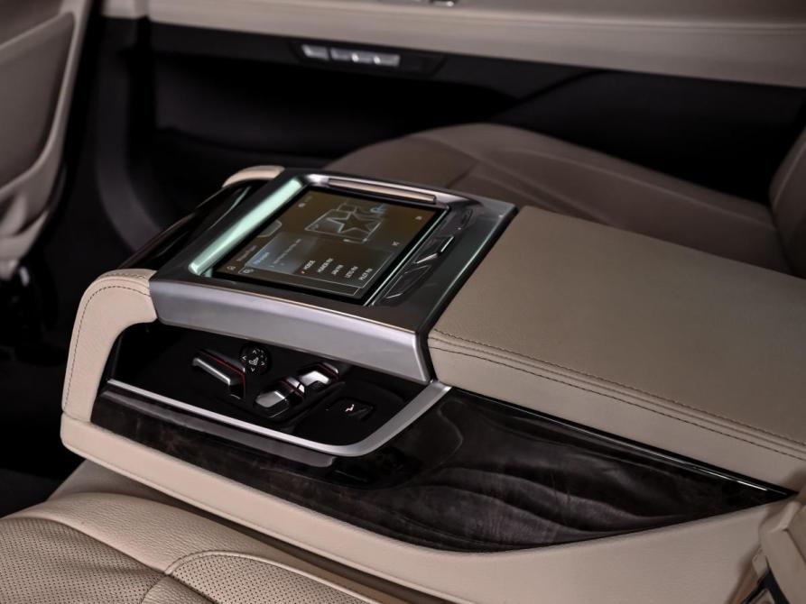 BMW 7 серии VI (G11/G12) Екатеринбург  - изображение 19