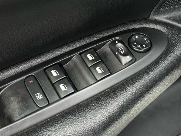 Citroen C4 II с пробегом 2015 года, цена 659 000 рублей, 183143 км, седан, Автокод Объявления