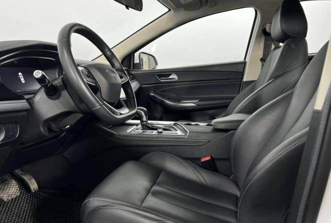Omoda S5 с пробегом 2024 года, цена 1 455 000 рублей, 28581 км, седан, Автокод Объявления