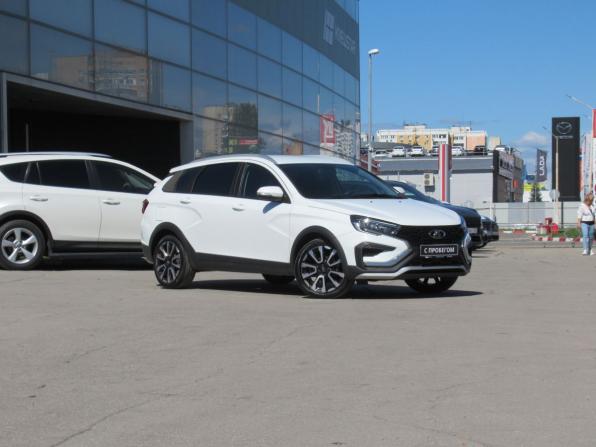 Lada (ВАЗ) Vesta I Рестайлинг (NG) с пробегом 2024 года, цена 1 350 000 рублей, 57816 км, универсал, Автокод Объявления
