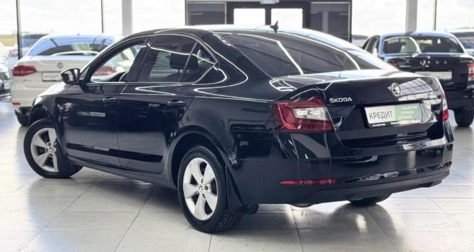 Skoda Octavia III (A7) Рестайлинг с пробегом 2018 года, цена 1 749 000 рублей, 190000 км, лифтбек, Автокод Объявления