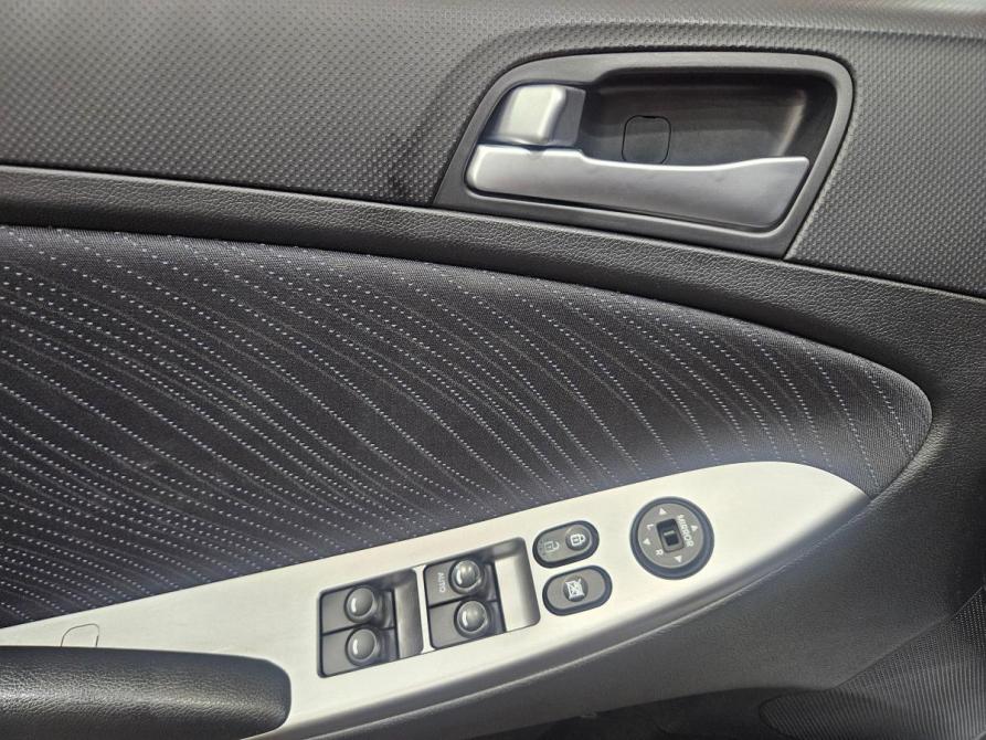 Hyundai Solaris I Рестайлинг Вологда  - изображение 17