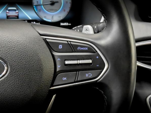 Hyundai Santa Fe IV Рестайлинг с пробегом 2022 года, цена 4 040 000 рублей, 36618 км, внедорожник, Автокод Объявления