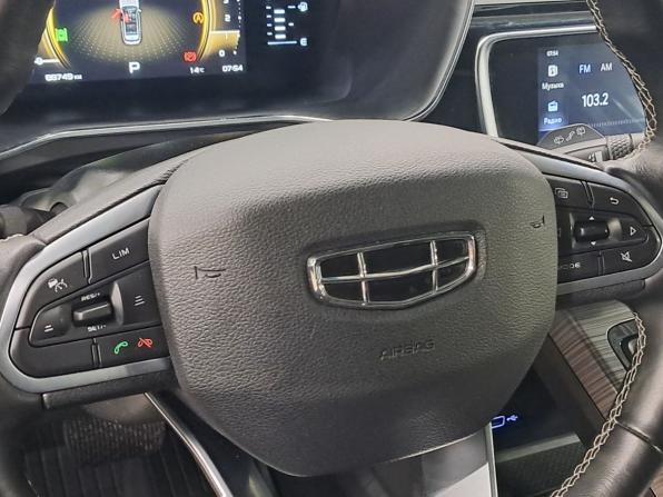 Geely Atlas Pro с пробегом 2023 года, цена 1 990 000 рублей, 88750 км, внедорожник, Автокод Объявления