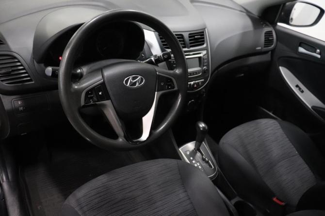 Hyundai Solaris I Рестайлинг с пробегом 2015 года, цена 877 000 рублей, 140000 км, седан, Автокод Объявления