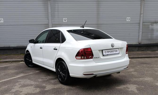 Volkswagen Polo V Рестайлинг с пробегом 2018 года, цена 889 000 рублей, 122720 км, седан, Автокод Объявления