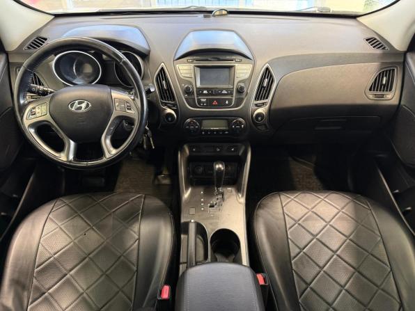 Hyundai ix35 I Рестайлинг с пробегом 2015 года, цена 1 280 000 рублей, 174000 км, внедорожник, Автокод Объявления