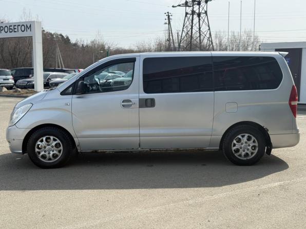 Hyundai Grand Starex I с пробегом 2009 года, цена 689 000 рублей, 349214 км, минивэн, Автокод Объявления