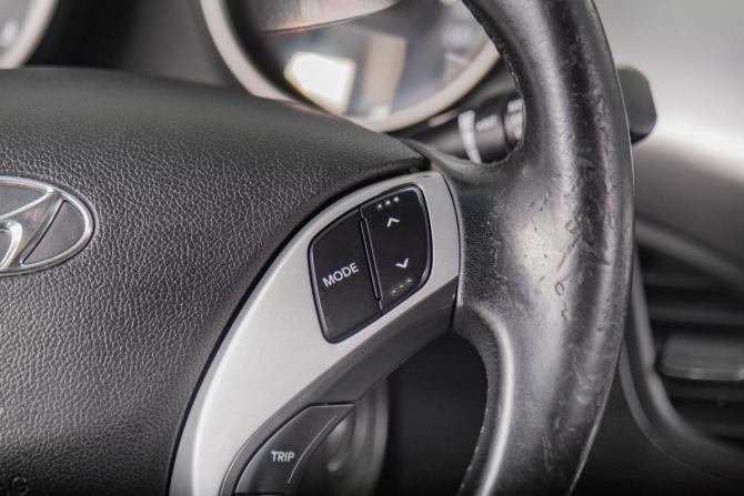 Hyundai Avante V с пробегом 2011 года, цена 999 000 рублей, 188000 км, седан, Автокод Объявления