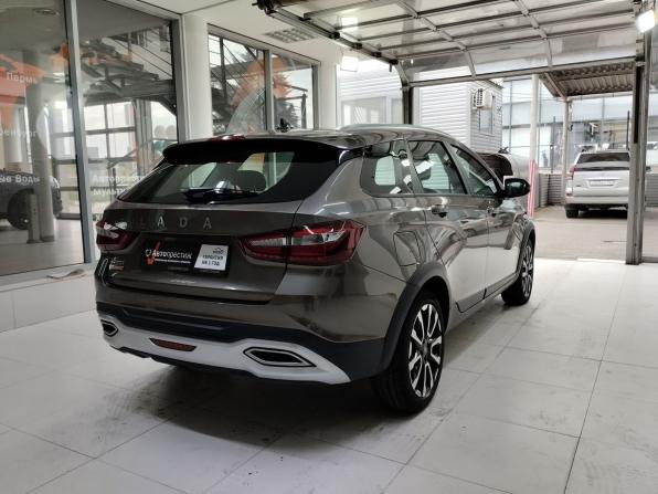 Lada (ВАЗ) Vesta I Рестайлинг (NG) с пробегом 2024 года, цена 1 630 000 рублей, 11707 км, универсал, Автокод Объявления