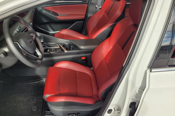 Новый Changan Eado Plus 2024 года, цена 2 269 900 рублей, седан, Автокод Объявления