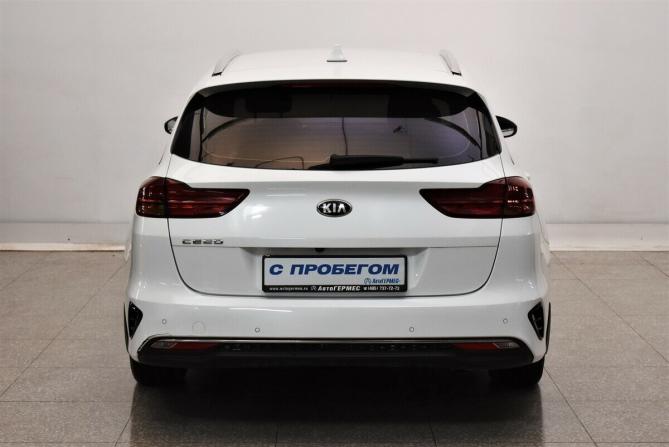 Kia Ceed III с пробегом 2019 года, цена 1 650 000 рублей, 133658 км, универсал, Автокод Объявления