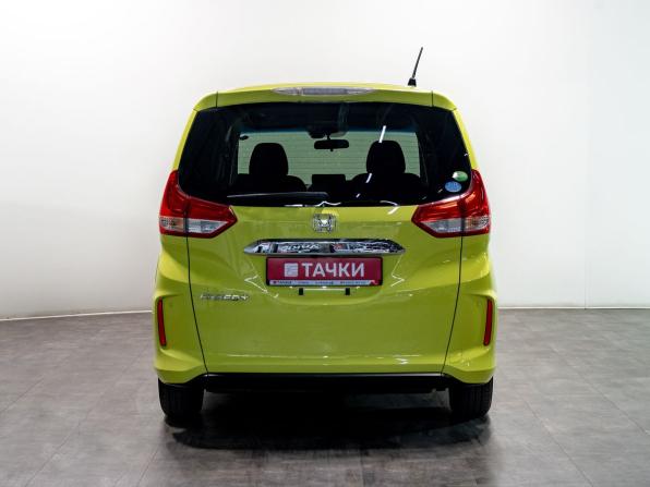 Honda Freed II Рестайлинг с пробегом 2019 года, цена 1 530 000 рублей, 55900 км, компактвэн, Автокод Объявления