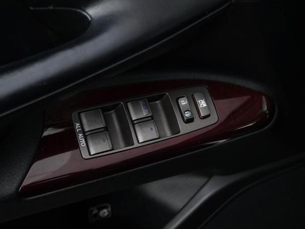 Lexus LX III Рестайлинг с пробегом 2012 года, цена 3 849 050 рублей, 286262 км, внедорожник, Автокод Объявления