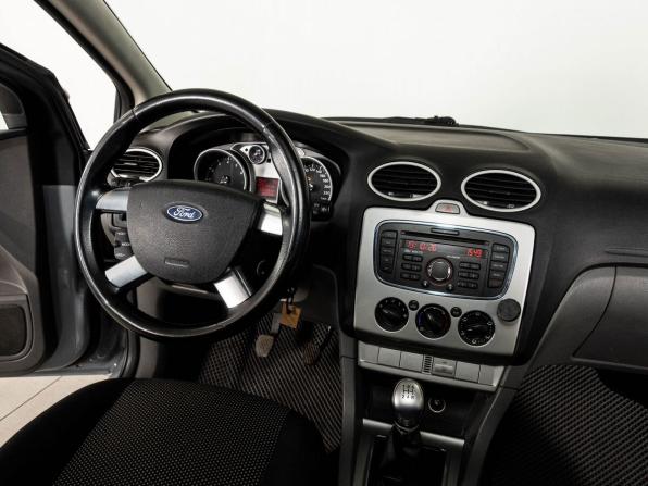Ford Focus II Рестайлинг с пробегом 2011 года, цена 545 000 рублей, 332837 км, хэтчбек, Автокод Объявления