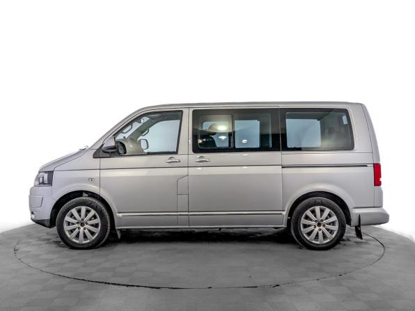 Volkswagen Multivan T5 Рестайлинг с пробегом 2010 года, цена 1 920 000 рублей, 104862 км, минивэн, Автокод Объявления