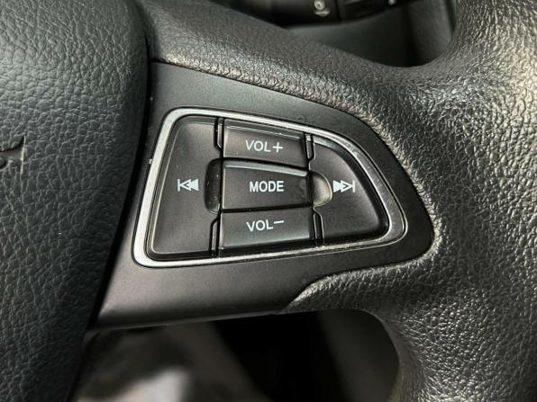 Ford Focus III Рестайлинг с пробегом 2017 года, цена 930 000 рублей, 122459 км, седан, Автокод Объявления