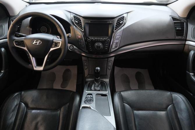 Hyundai i40 I с пробегом 2012 года, цена 1 599 000 рублей, 140000 км, седан, Автокод Объявления