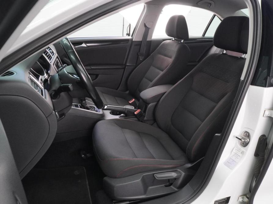 Volkswagen Jetta VI Рестайлинг Воронеж  - изображение 10