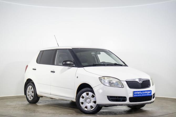 Skoda Fabia II с пробегом 2008 года, цена 399 000 рублей, 180454 км, хэтчбек, Автокод Объявления