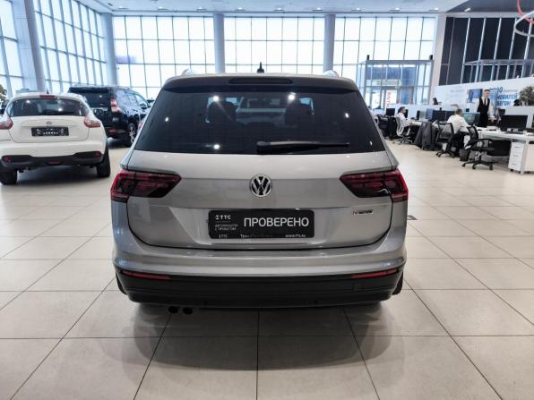 Volkswagen Tiguan II с пробегом 2018 года, цена 2 850 000 рублей, 130817 км, внедорожник, Автокод Объявления