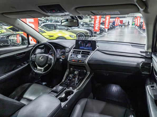 Lexus NX I Рестайлинг с пробегом 2018 года, цена 3 099 700 рублей, 96258 км, внедорожник, Автокод Объявления