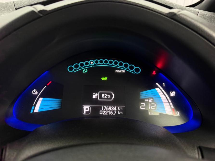 Nissan Leaf I (ZE0/AZE0) Краснодар  - изображение 10