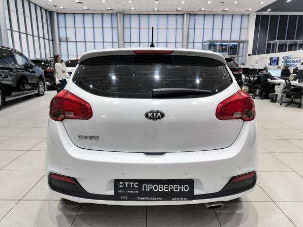 Kia Ceed II с пробегом 2012 года, цена 1 099 000 рублей, 190138 км, хэтчбек, Автокод Объявления