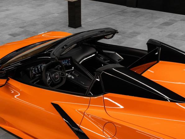 Chevrolet Corvette C8 с пробегом 2023 года, цена 16 527 000 рублей, 6747 км, кабриолет, Автокод Объявления