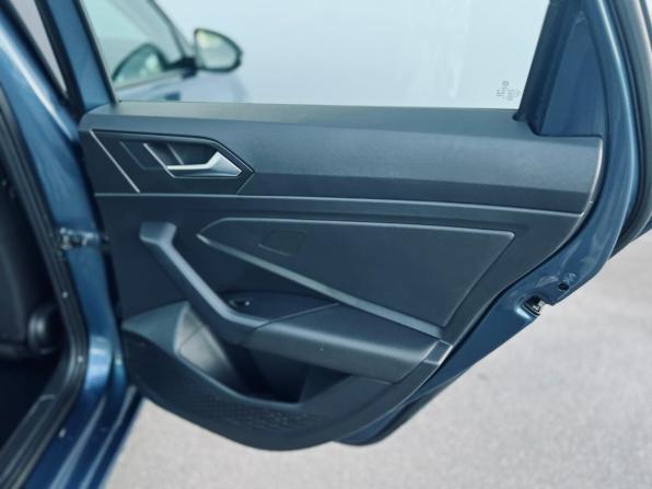 Volkswagen Jetta VII с пробегом 2019 года, цена 1 820 000 рублей, 120000 км, седан, Автокод Объявления