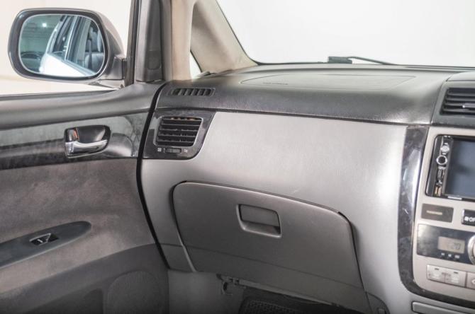 Toyota Ipsum II (M20) с пробегом 2001 года, цена 839 000 рублей, 295000 км, компактвэн, Автокод Объявления