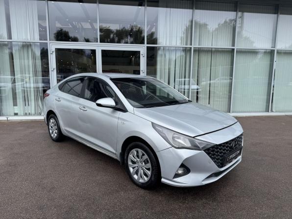 Hyundai Solaris II Рестайлинг с пробегом 2020 года, цена 880 000 рублей, 152644 км, седан, Автокод Объявления