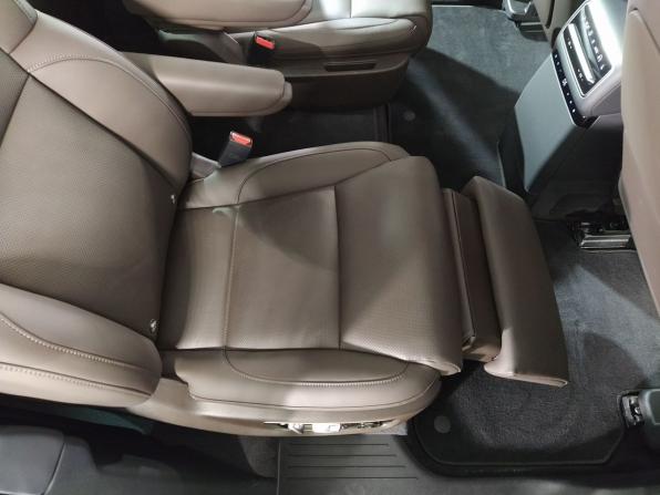 Li Auto (Lixiang) L9 I с пробегом 2023 года, цена 7 486 000 рублей, 18376 км, внедорожник, Автокод Объявления