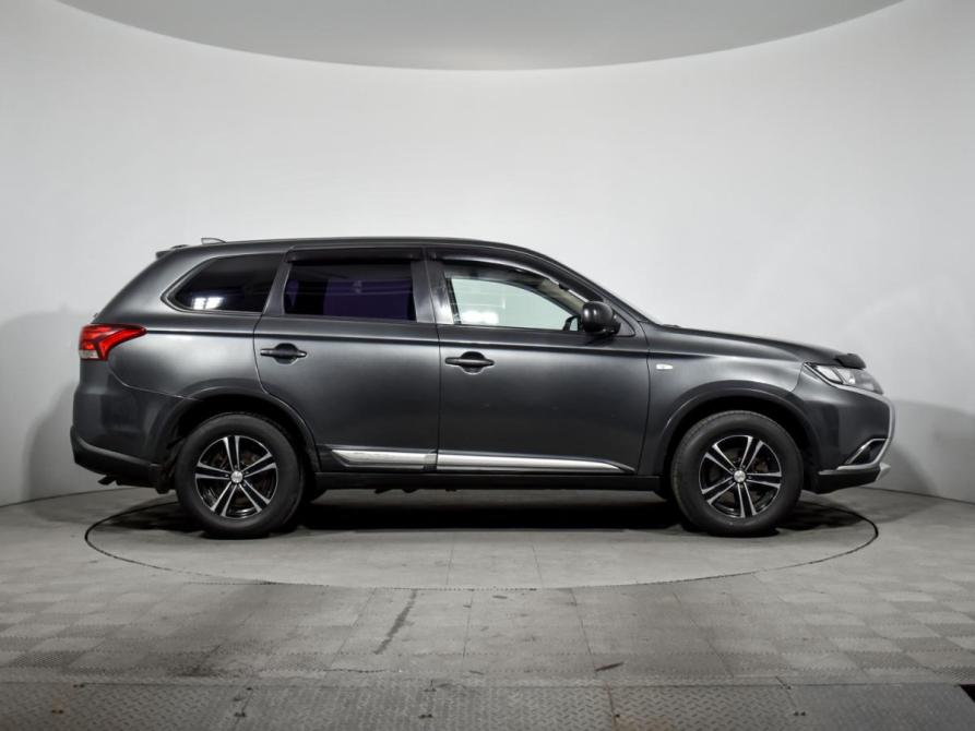 Mitsubishi Outlander III Рестайлинг 2 Санкт-Петербург  - изображение 4