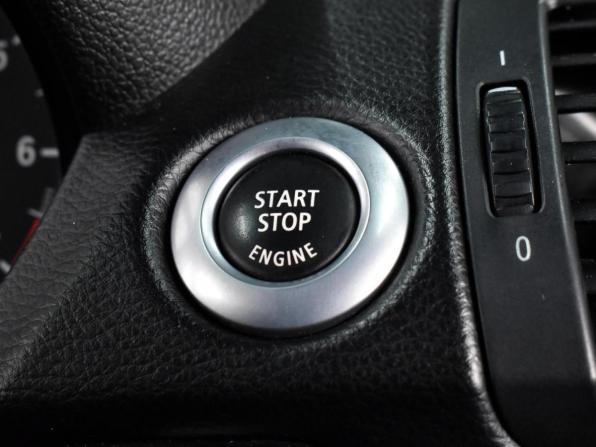 BMW 1 серии I (E81/E82/E87/E88) Рестайлинг с пробегом 2011 года, цена 769 000 рублей, 236459 км, хэтчбек, Автокод Объявления